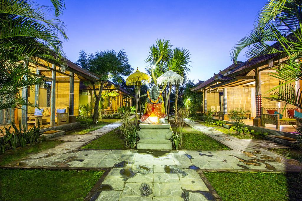 Global Royal Pemuteran Hotel Exterior photo